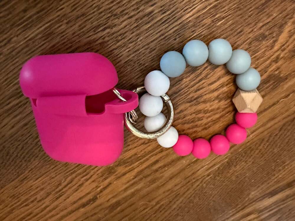 Silicone Beaded Keychain Wristlet with Fuchsia Pink AirPods Case Cover